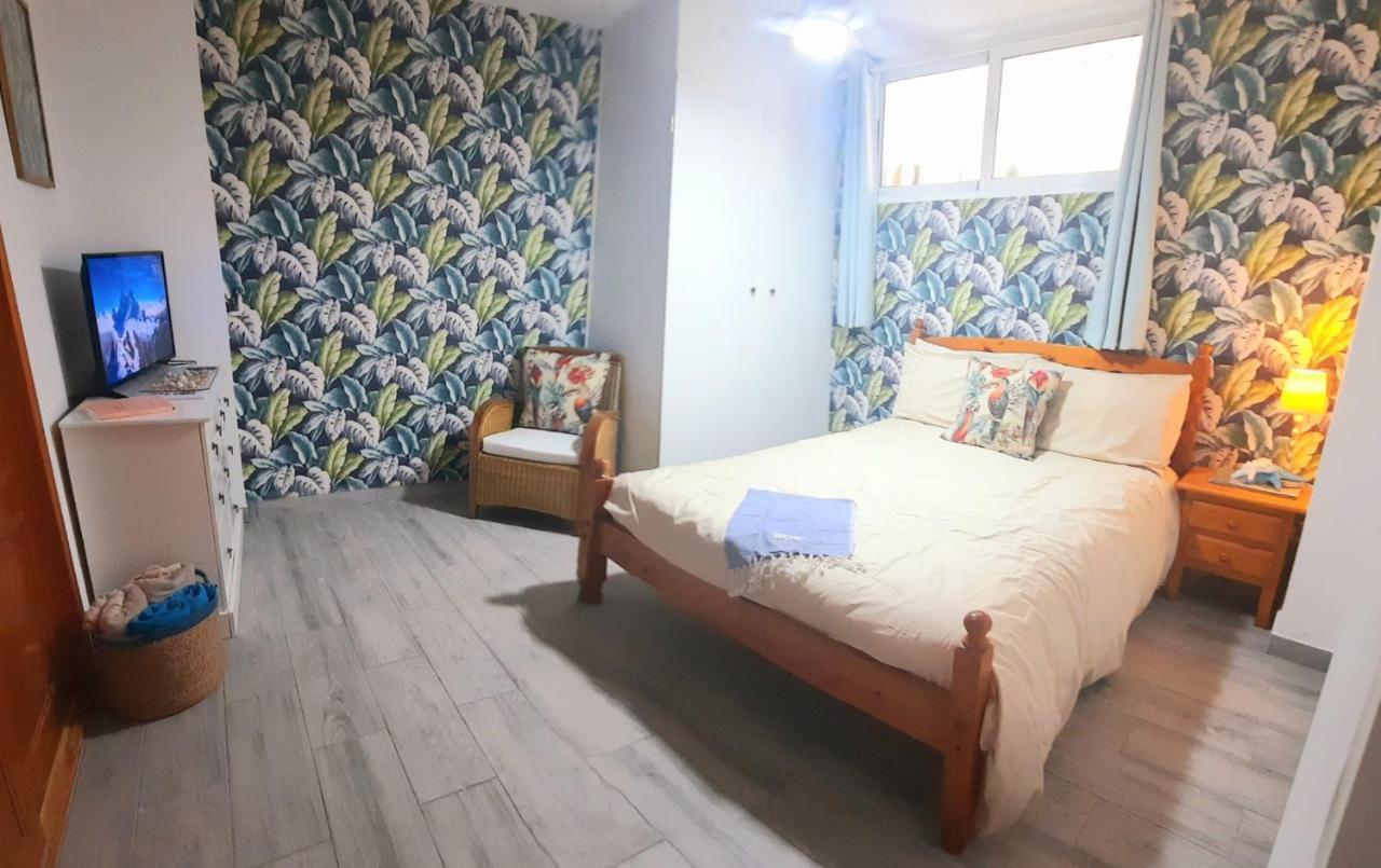 Fabulous Detached Large Villa 5 Bedrooms 3 Bathrooms Backing Onto Villamartin Golf Course ภายนอก รูปภาพ