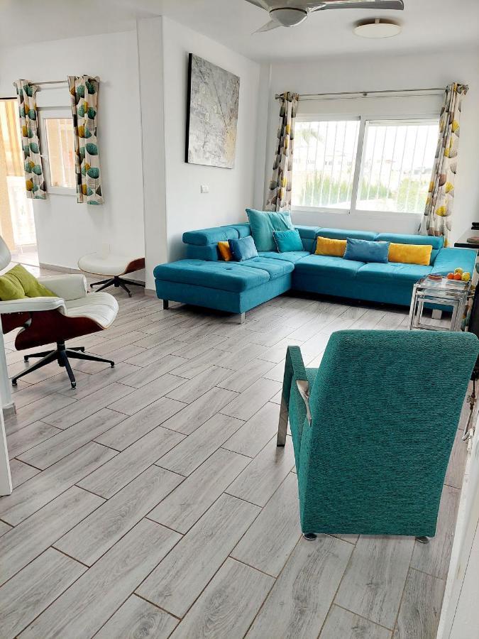 Fabulous Detached Large Villa 5 Bedrooms 3 Bathrooms Backing Onto Villamartin Golf Course ภายนอก รูปภาพ